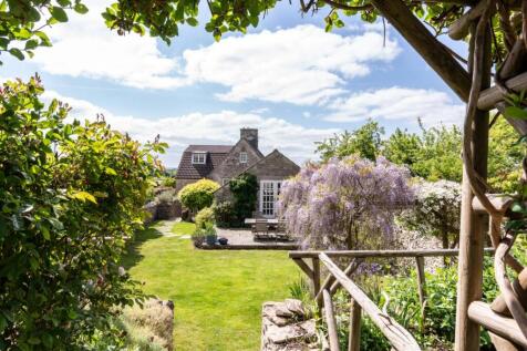Avalon, 8 Weir Lane, Marshfield SN14 8NB-11.jpg