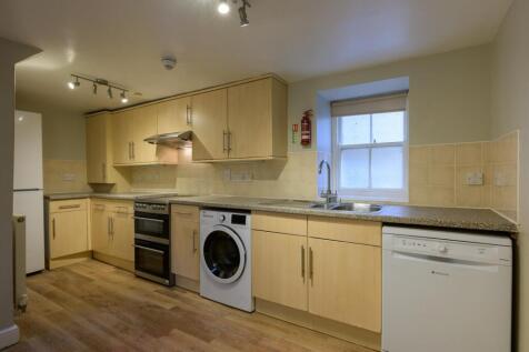 6 Beauford Square-10.jpg