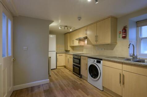 6 Beauford Square-11.jpg