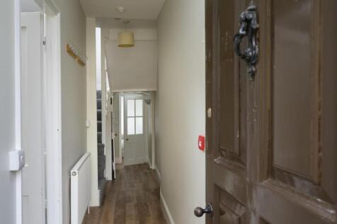 6 Beauford Square-7.jpg