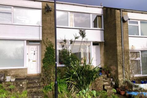 new front shot 5 claremont Walk.jpg