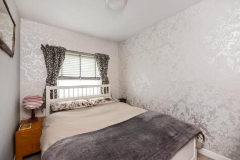 5 Claremont Walk Bath, BA1 6HB-15.jpg