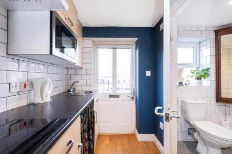 11a Claverton Buildings, Bath, BA2 4lD-12.jpg