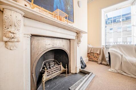 7 Johnstone St-39.jpg