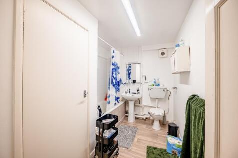 7 Johnstone St-54.jpg