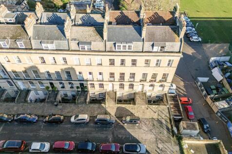 7 Johnstone St-15.jpg