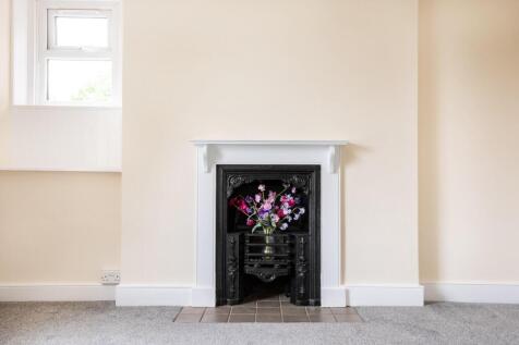 3, 106 London Road West, Bath, BA1 7DB-9.jpg