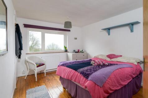 2 Eleanor Close-19.jpg
