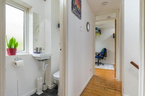 2 Eleanor Close-22.jpg