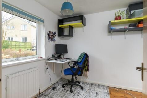 2 Eleanor Close-23.jpg