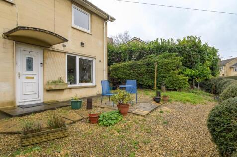 2 Eleanor Close-4.jpg