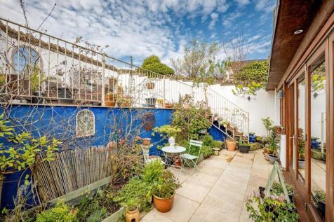 11 Sheepfair Lane-19.jpg