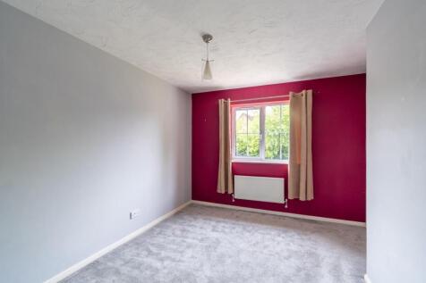 102 Faulkland View-9.jpg