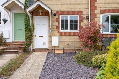 102 Faulkland View-16.jpg