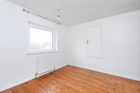 2 Eleanor Close Bath, BA2 1QL-13.jpg