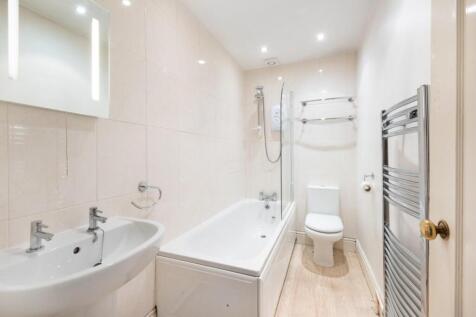 Flat, 3 Russell Street, Bath BA1 2GF-5.jpg