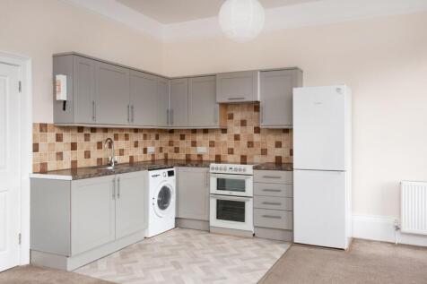 First Floor Flat, 2 Beaufort Villas, Bath, BA1 6LY