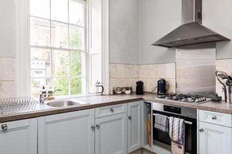 Flat 1, 4 Norfolk Buildings, Bath BA1 2BP-6.jpg
