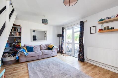 96 Chandler Close, Bath BA1 4EQ-2.jpg
