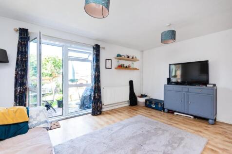 96 Chandler Close, Bath BA1 4EQ-5.jpg