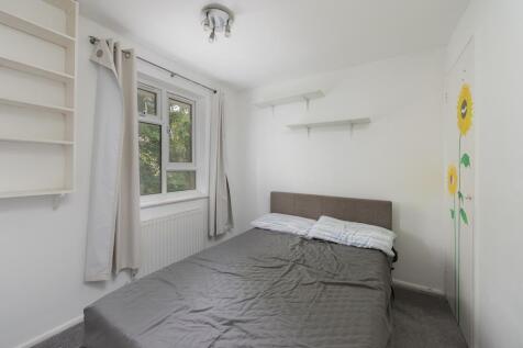 44 Saffron Court Bath BA1 6DF-6.jpg