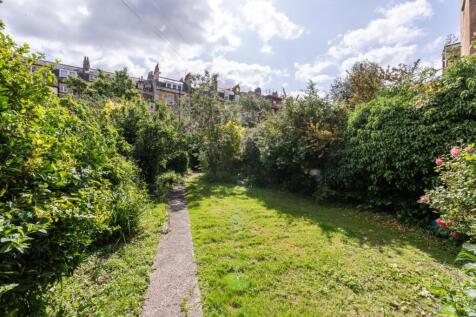 Flat 4, 14, Grove Street Bath, Somerset, BA2 6PJ-1