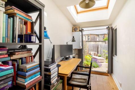 27a Brunswick Street BA1 6PQ-18.jpg