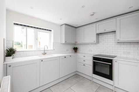 8 Sheepfair Lane, Marshfield, Chippenham SN14 8NA-