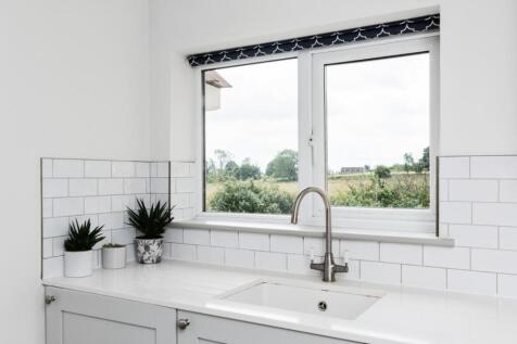 8 Sheepfair Lane, Marshfield, Chippenham SN14 8NA-