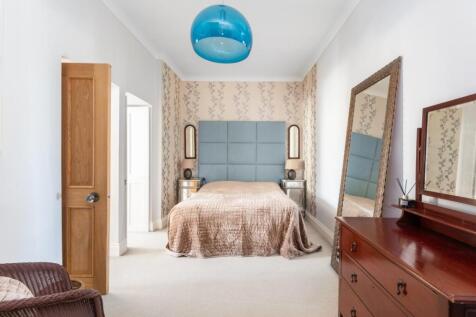 29A Royal Crescent, Bath BA1 2LT-14.jpg