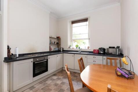 Flat 1, 6 Anglo Terrace, Bath BA1 5NH-5.jpg