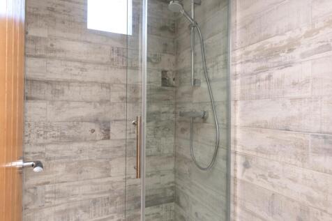 Flat 5, 1 Lower East Hayes Bath, BA1 6AN-8.jpg