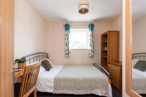 17 Coxley Drive, Bath, BA1 6PD-11.jpg