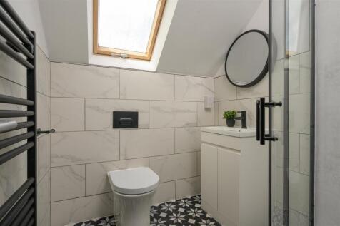 147 Avonvale Road-38.jpg