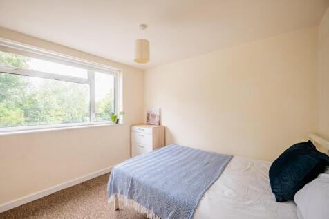 6 Stanway Close BA2 2UR-24.jpg