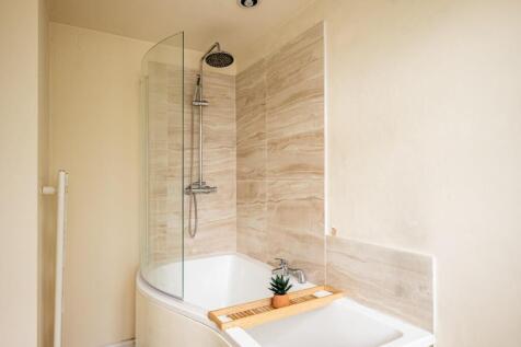 6 Stanway Close BA2 2UR-28.jpg
