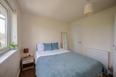 6 Stanway Close BA2 2UR-38.jpg