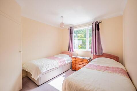 Bedroom 2.jpg