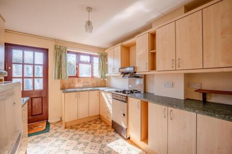 Kitchen 1.jpg