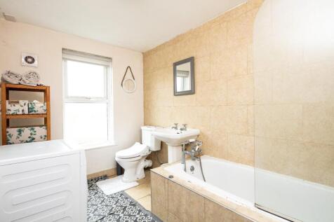 71 Hungerford Road-9.jpg