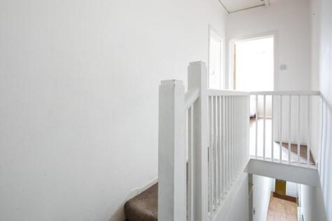 71 Hungerford Road-10.jpg