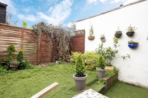71 Hungerford Road-13 EDIT.jpg