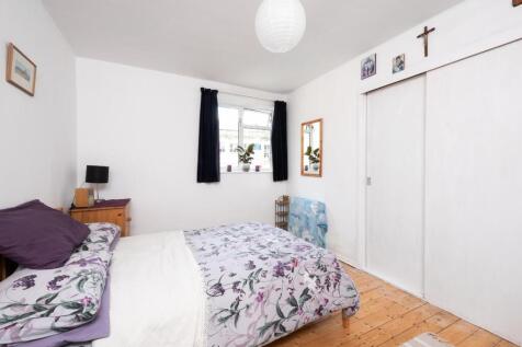 42 Pitman Court, Gloucester Road, Bath, BA1 8BD (1