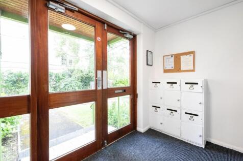 42 Pitman Court, Gloucester Road, Bath, BA1 8BD (1
