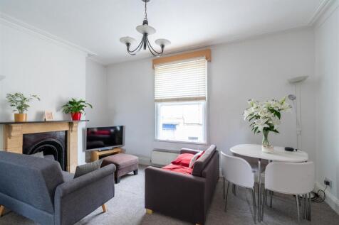 3 St Saviours Rd-1.jpg