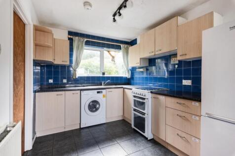 18 Drake Avenue, Bath BA2 5NX-5.jpg