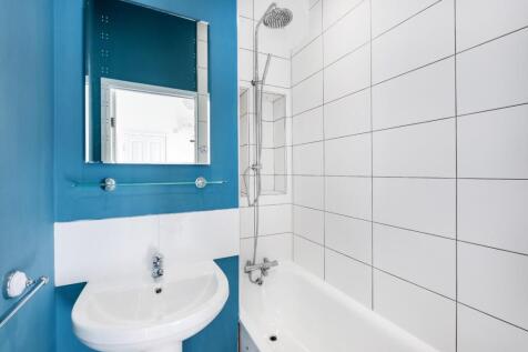 Flat 2, 23 Stanhope Street, Bath, BA1 2BQ-12.jpg