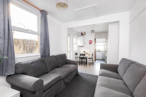 16 Victoria Road-4.jpg