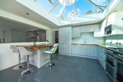 Kitchen Breakfast Room II.jpg