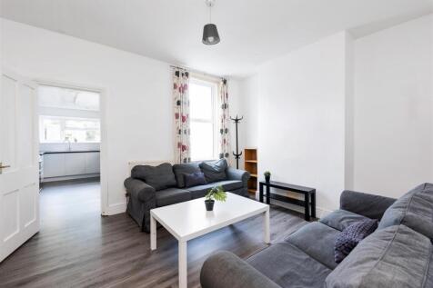 10 St Peters Terrace-1.jpg